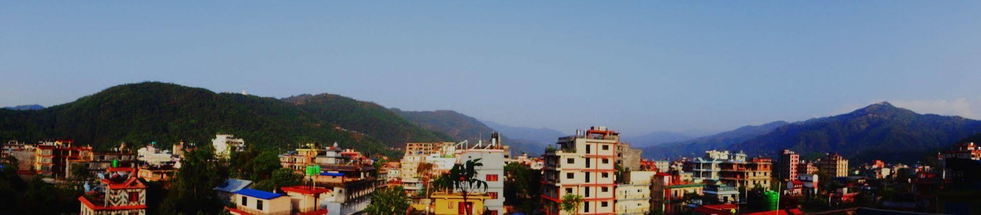 Hotel Hakoniwa Pokhara Exteriör bild